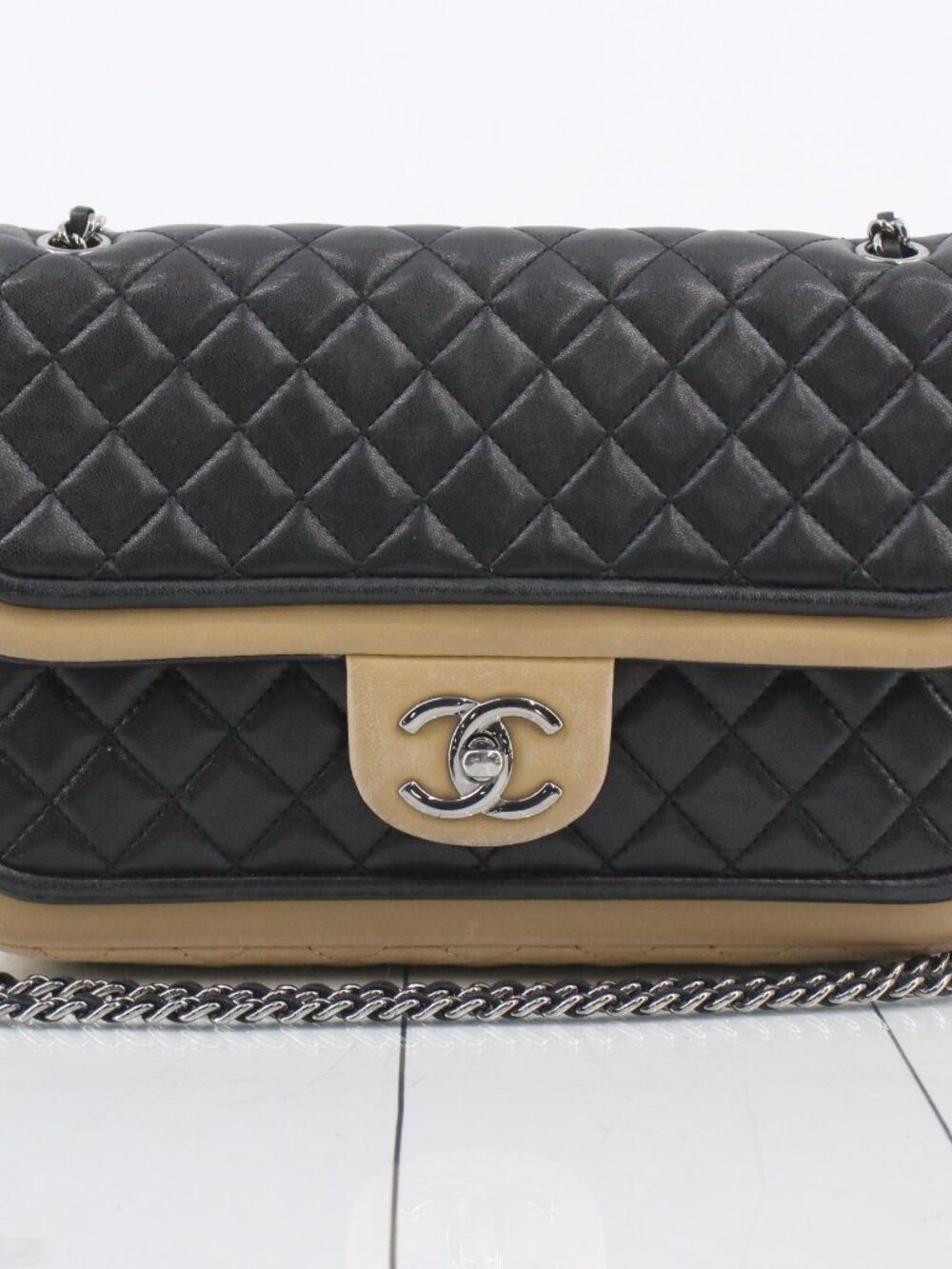Chanel Bag 18-Series (sticker is unstuck but comes with)